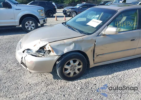 2002 Honda Accord 2.3 Ex из США, поврежденный, VIN 1HGCG56692A020778